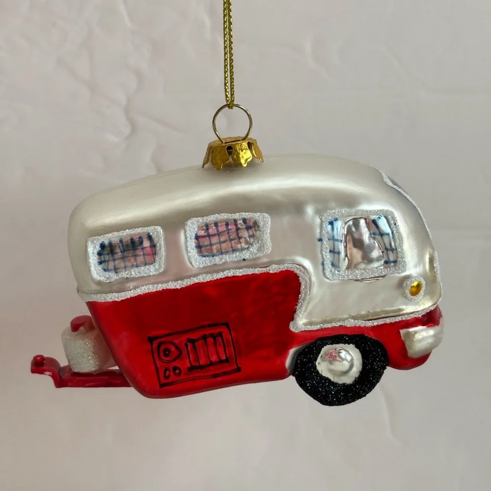 Festive Red and White Vintage Travel Trailer Camper‎ Glass Ornament